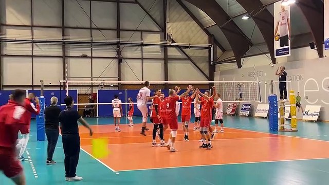 Images maritima: la balle de match de Martigues Volley Cannes
