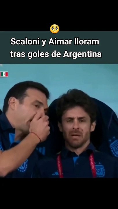 Scaloni y Aimar lloran con los goles de Argentina