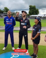 भारत की बल्लेबाजी शुरू, शिखर धवन और शुभमन गिल की जोड़ी ने की धीमी शुरुआत