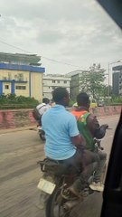 Afrika'nın başkenti Kamerun halkı zencilerin yaşam tarzlari