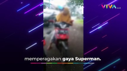Atraksi Gila Emak-emak Tengkurap di Jok Motor saat Mengemudi