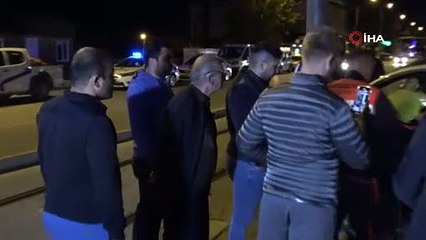 Kontrolden çıkan araç tramvay elektrik direğine çarptı: 1 ölü, 3 yaralı