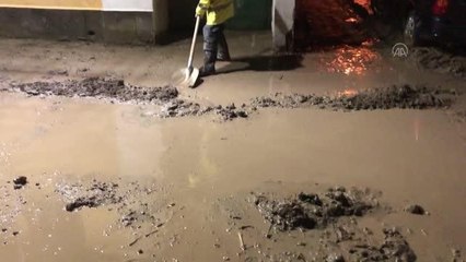 İtalya'nın Ischia Adası'nda meydana gelen heyelan