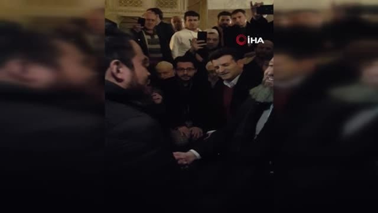 ABD'li turist, Ayasfoya'da Kelime-i Şahadet getirerek müslüman oldu