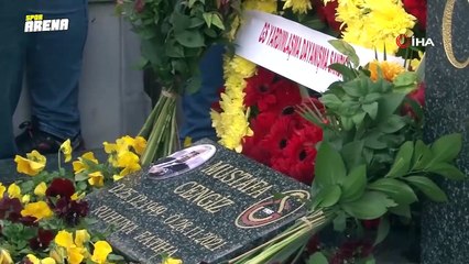 Mustafa Cengiz kabri başında dualarla anıldı