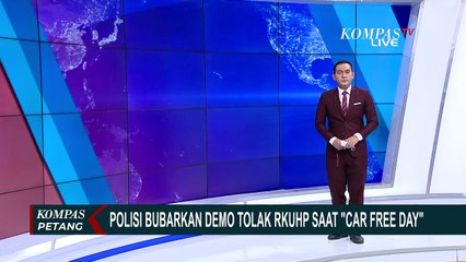 Polisi Bubarkan Massa Demo Tolak RKUHP saat Car Free Day di Bundaran HI