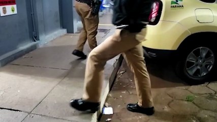 Homem em posse de arma de fogo é detido na Rua Maracaí