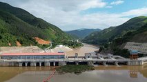Çin Tarafından İnşa Edilen Hidroelektrik Santrali Projesi Laos'a Kalkınma Fırsatı Sunuyor