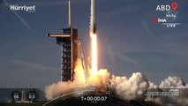SpaceX, 4 tonluk kargo taşıyan Dragon kapsülünü uzaya gönderdi