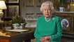 Voici - Elizabeth II : pourquoi ses proches ne regardent pas la série The Crown ?