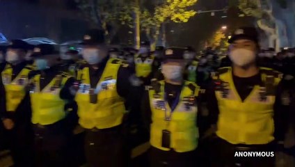 Protests in Shanghai as anger mounts over China's zero-Covid policy