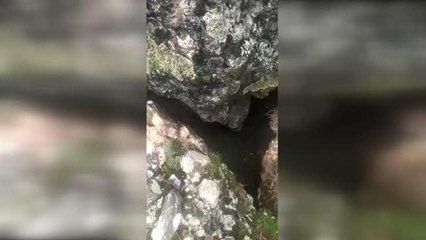 PKK'lı teröristlere ait haberleşme malzemeleri ele geçirildi