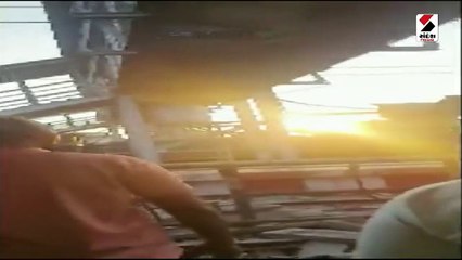 મહારાષ્ટ્રમાં રેલવે સ્ટેશન પર ફૂટ ઓવર બ્રિજનો એક ભાગ ઘરાશાયી