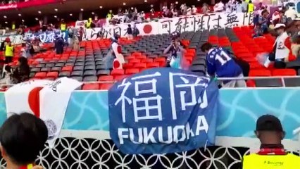 Japon taraftarlar dünyaya örnek olmaya devam ediyor