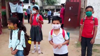 स्कूली बच्चों का इंतजार हुआ खत्म-70 लाख स्कूली बच्चों को मिलेगी नि:शुल्क यूनिफॉर्म और मिल्क पाउडर से बना दूध