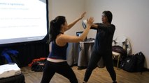 Mujeres aprenden defensa personal con cursos de Iberdrola México