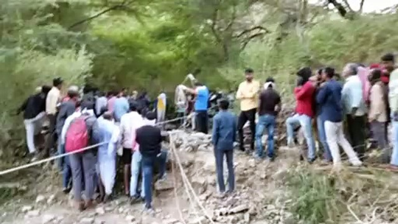 People were horrified to see the dead bodies of two youths in the well