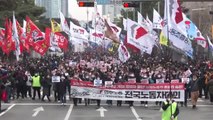 Miles de trabajadores surcoreanos se manifiestan en apoyo a los camioneros en huelga