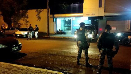 Choque apreende veículo após abordagem no centro de Cascavel