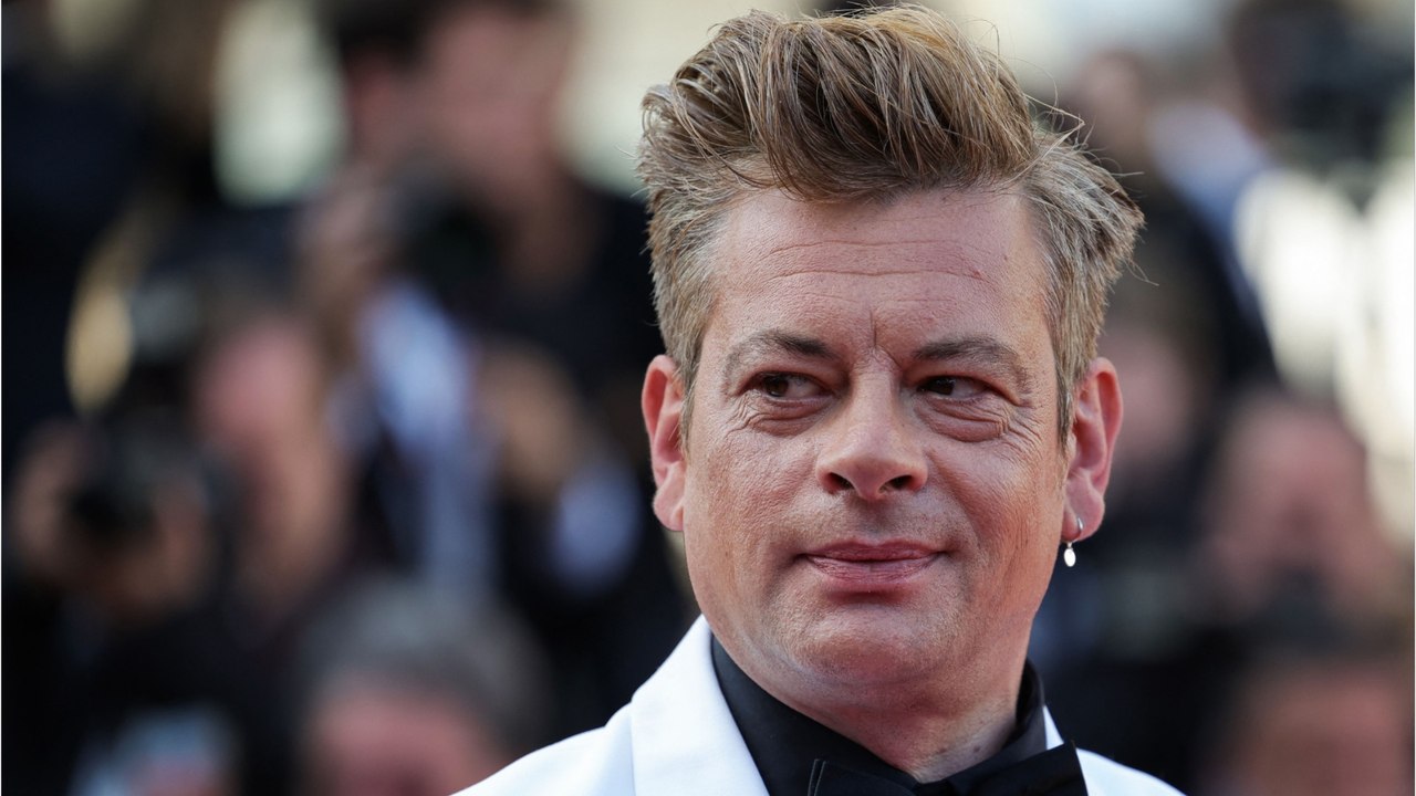 VOICI - Benjamin Biolay répond aux attaques de Michel Fugain : "Moi non plus je n’aime pas ce que tu fais"