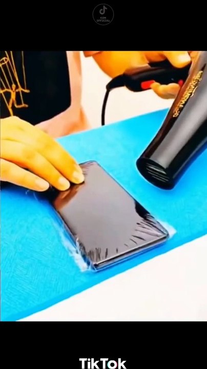 Cats make food 2022 -That Little Puff