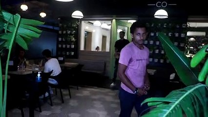 Bandra में स्पॉट हुईं Rhea Chakraborty