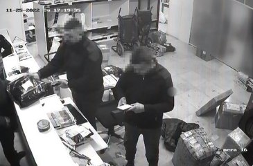 2 AYRI KARGO PAKETİNDEN UYUŞTURUCU ÇIKTI; 8 GÖZALTI