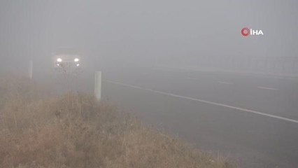 Konya - Aksaray karayolunda sis etkili oldu
