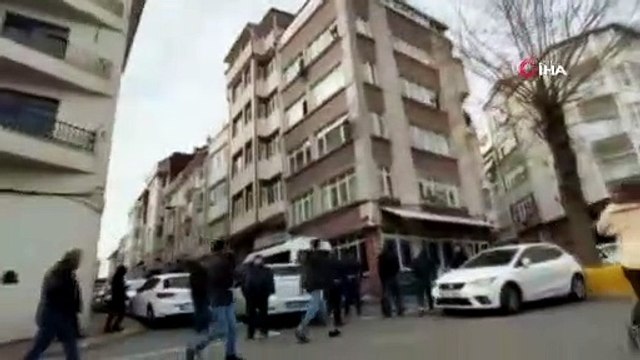 Fatih’te kavgaya karışanları ayırmak isterken kurşunların hedefi oldu