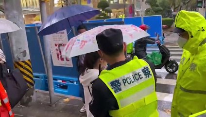 China tenta conter e censurar movimento histórico de protesto