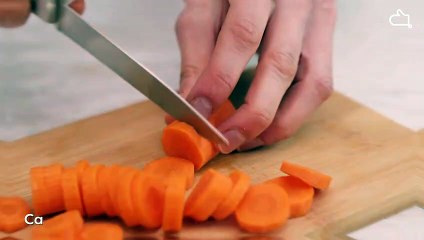 C'est parti pour une bonne soupe de carottes au curry, vous ne mangerez plus que ça !