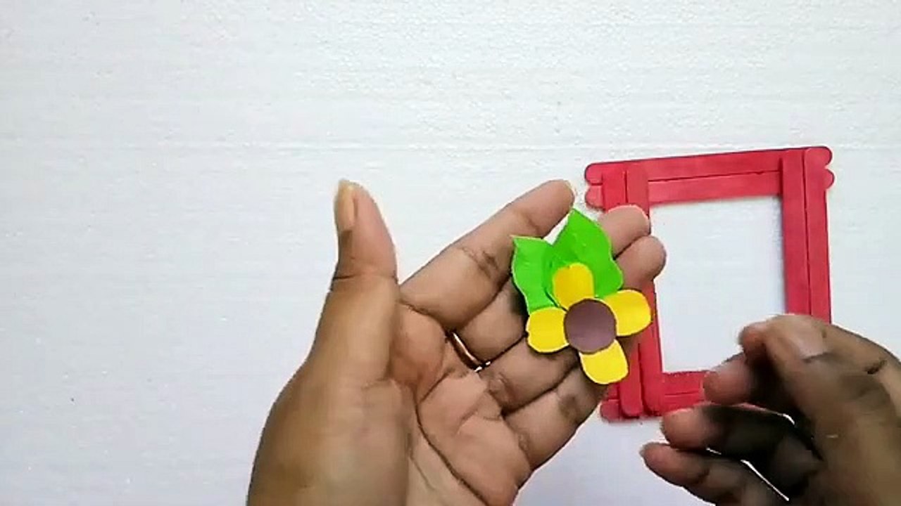 Easy DIY Photo Frame Making with Popsicle or Ice Cream sticks Photo Frame Tutorial | DIY photo frame with popsicle sticks | Ice cream sticks recycle idea |