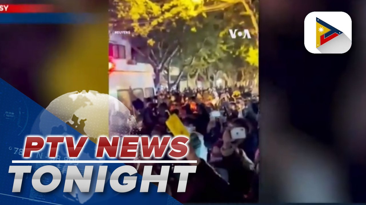 Chinese protesters call for an end to COVID-19 lockdowns, with some demanding Xi's resignation
