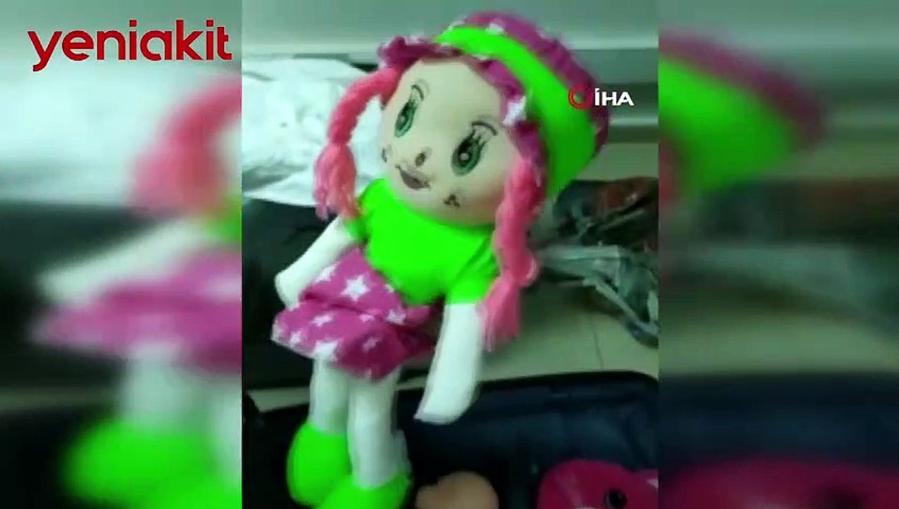 Oyuncak bebeğin içinden çıkan polisi bile şoke etti!
