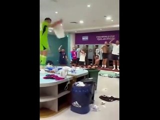 Messi e la maglia del Messico, il calcio che 'inguaia' Leo - Video