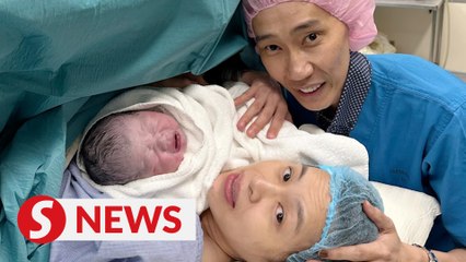 Chong Wei, Mew Choo welcome third child