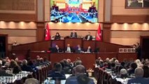 İBB Meclisi’nde küfür polemiği! AKP grubu özür diledi