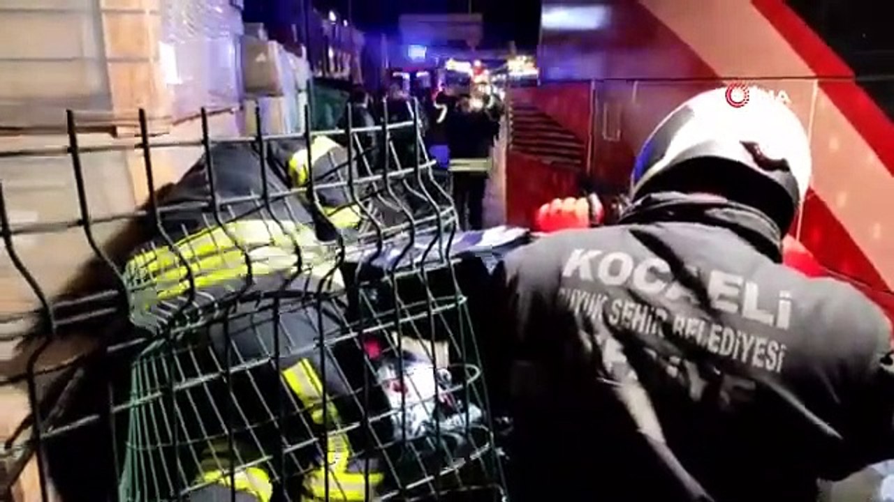 Sürücülerin tartışması kaza ile sonlanmıştı, o anlar kameraya yansıdı