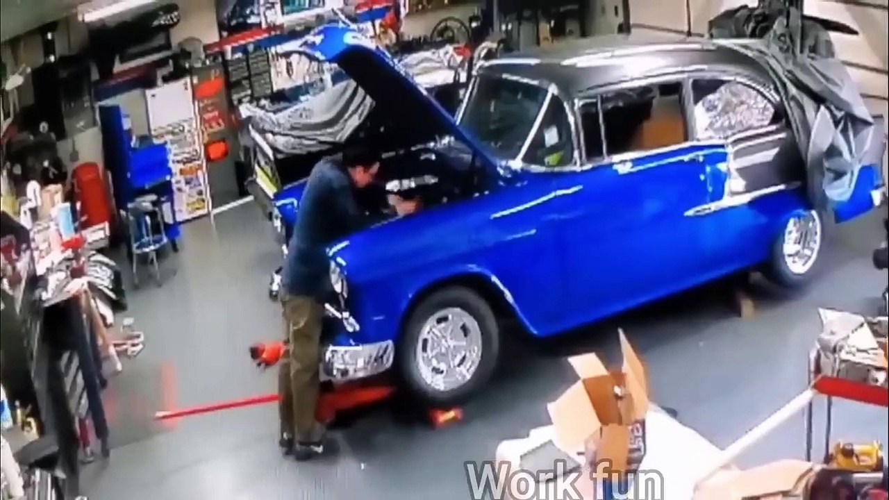 Bad Day at Work __ Total Idiots in Cars , Idiots at Work Compilation