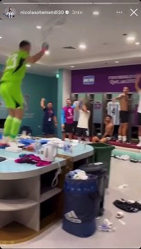 Festejo de la Selección en vestuarios por el triunfo ante México