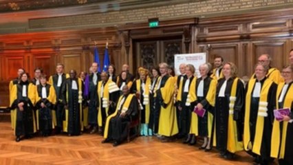 Exguerrillera presa en Nicaragua Dora Téllez recibe "honoris causa" en París