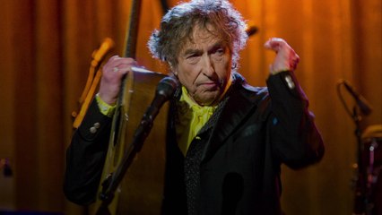Fans Outraged After Bob Dylan Used Autopen to 'Hand-Sign' New Book