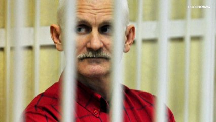 Bielorrusia abre una causa penal contra el nobel de la paz Ales Beliatski