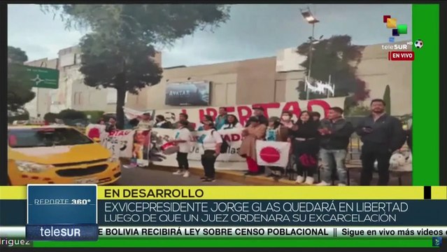 Ecuador: Simpatizantes del exvicepresidente Glas aguardan su excarcelación a las afueras de la Cárcel 4