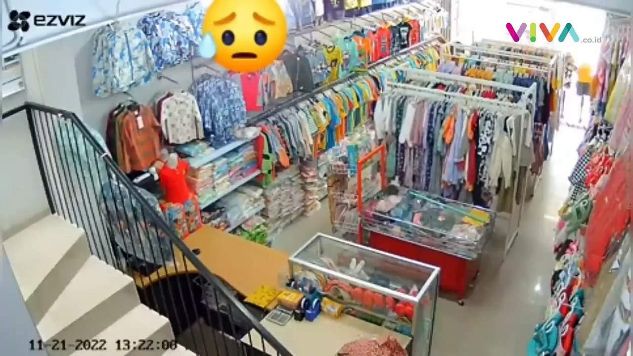 Terekam CCTV, Seperti Ini Detik-detik Gempa di Cianjur