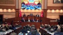 İBB Meclisi'nde skandal: AKP'li üye CHP'li üyeye küfür etti!