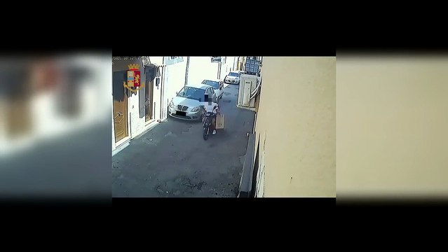 Palermo, due arresti per l'assalto ad un furgone di tabacchi