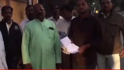 बैतूल:खेतों में सिंचाई के लिए नहर की मांग को लेकर कलेक्ट्रेट पहुंचे किसान,की पानी देने की मांग