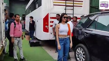 Shraddha Kapoor Spotted At On Location Shoot In Juhu