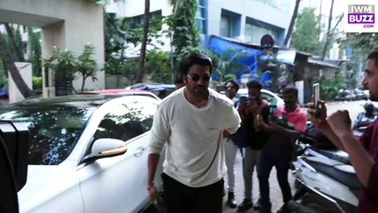 Sharad Kelkar Spotted At T-series Office